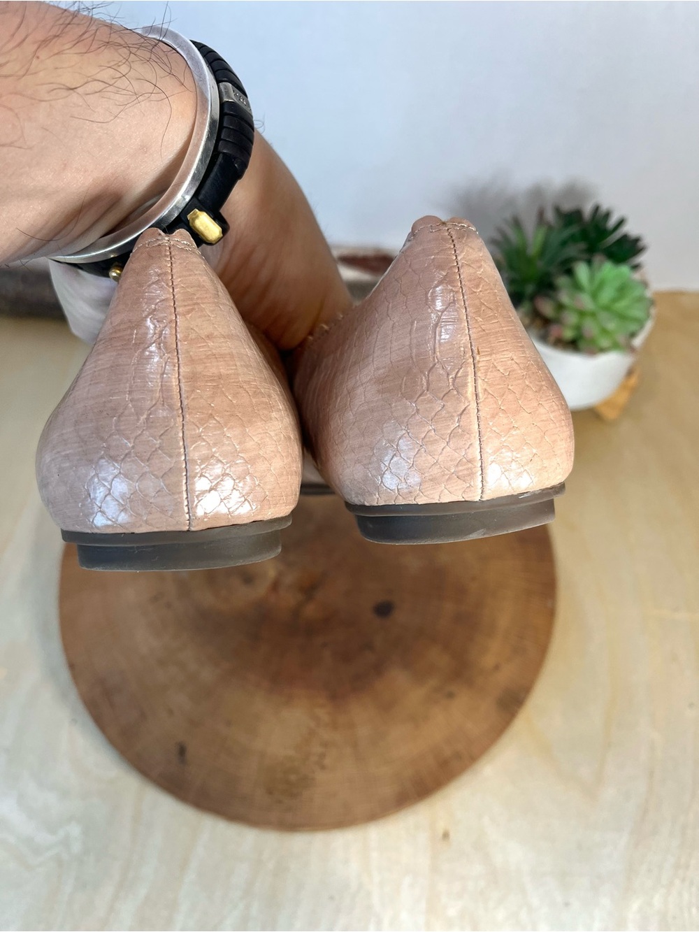 Vionic Julieta Tan Scalloped Leather Ballet Flats Size 8 - Picture 9 of 12